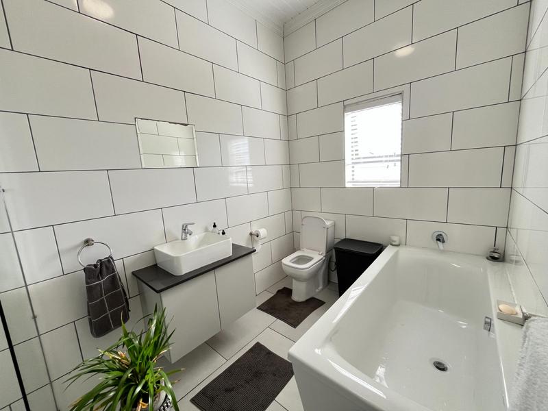 4 Bedroom Property for Sale in Dwarskersbos Western Cape